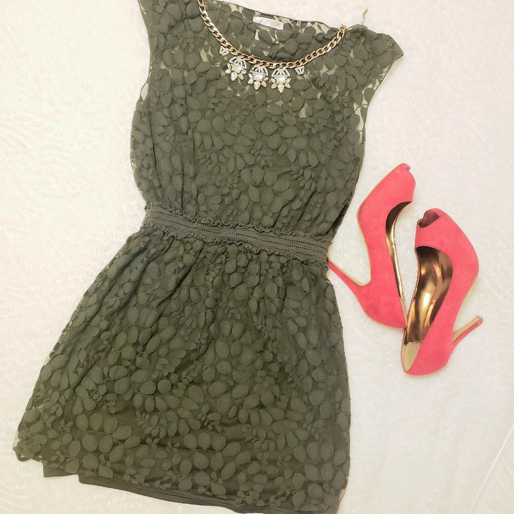 MSSP Max Studio Specialty Products Dress